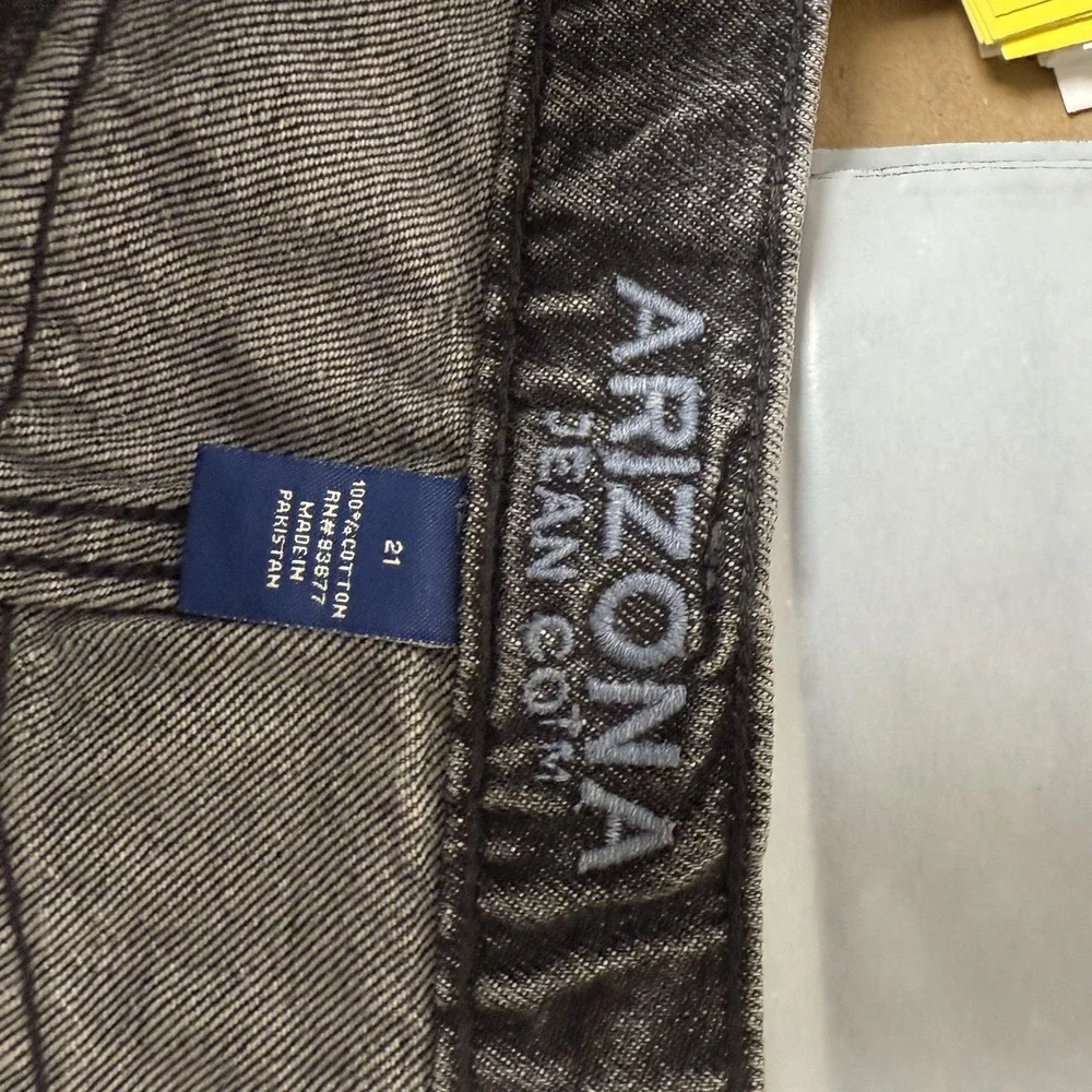 Arizona Jean Co Shorts Women's‎ 21 Blue High Rise Destroyed Cutt Off